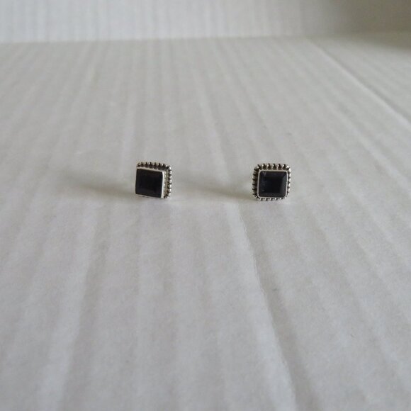 Sundance Catalog - Small Stud Earrings - Silver w/Dark Purple stone, NWOT - Picture 6 of 6